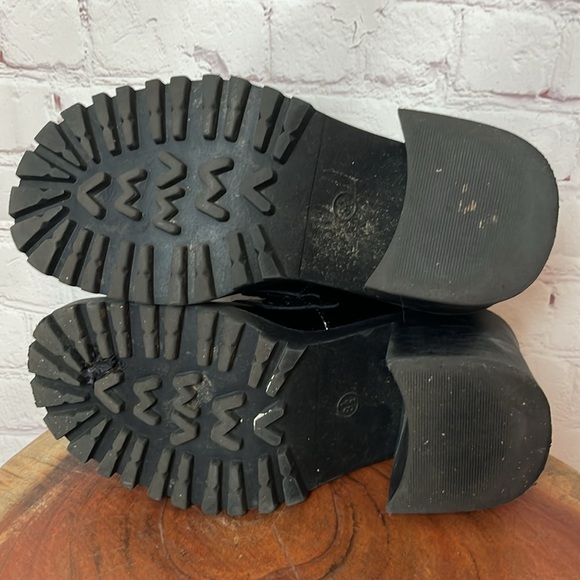 A New Day Patent Chunky Lug Sole Heeled Loafer - Picture 10 of 11